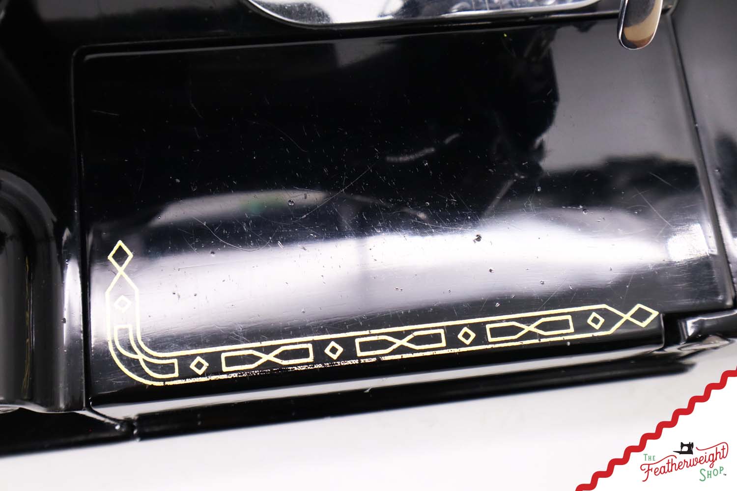 Singer Featherweight 222K Sewing Machine, Red 'S' - EP76078* - 1959