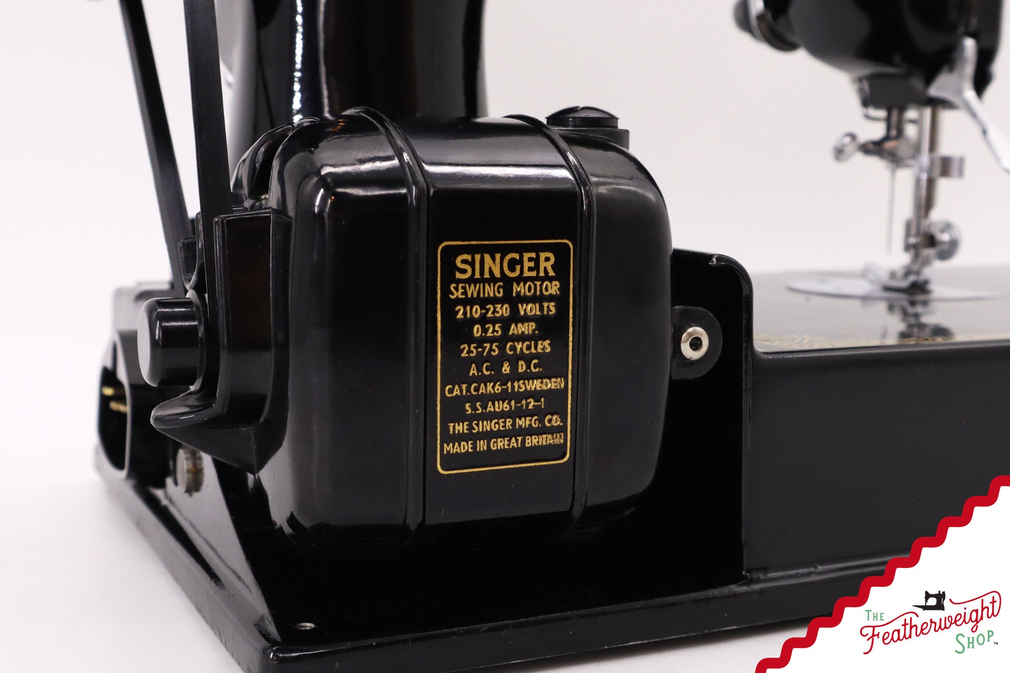 Singer Featherweight Swedish 221K Sewing Machine, EH00555*