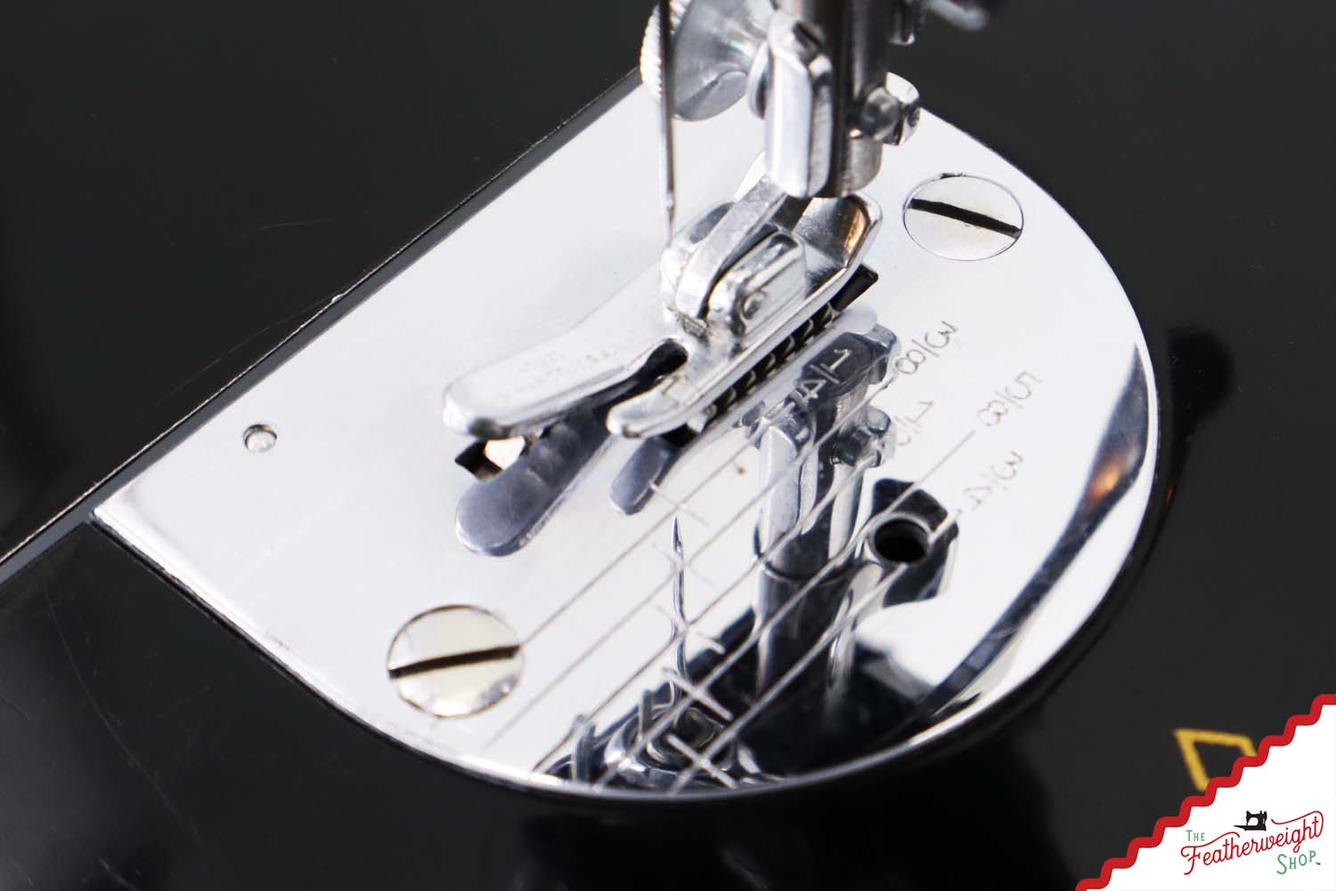 Singer Featherweight 221 Sewing Machine, AL71523* - 1954
