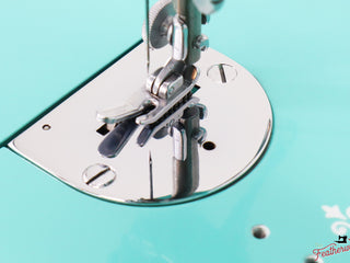 Load image into Gallery viewer, Singer Featherweight 221, AH334*** - Fully Restored in Tiffany Blue