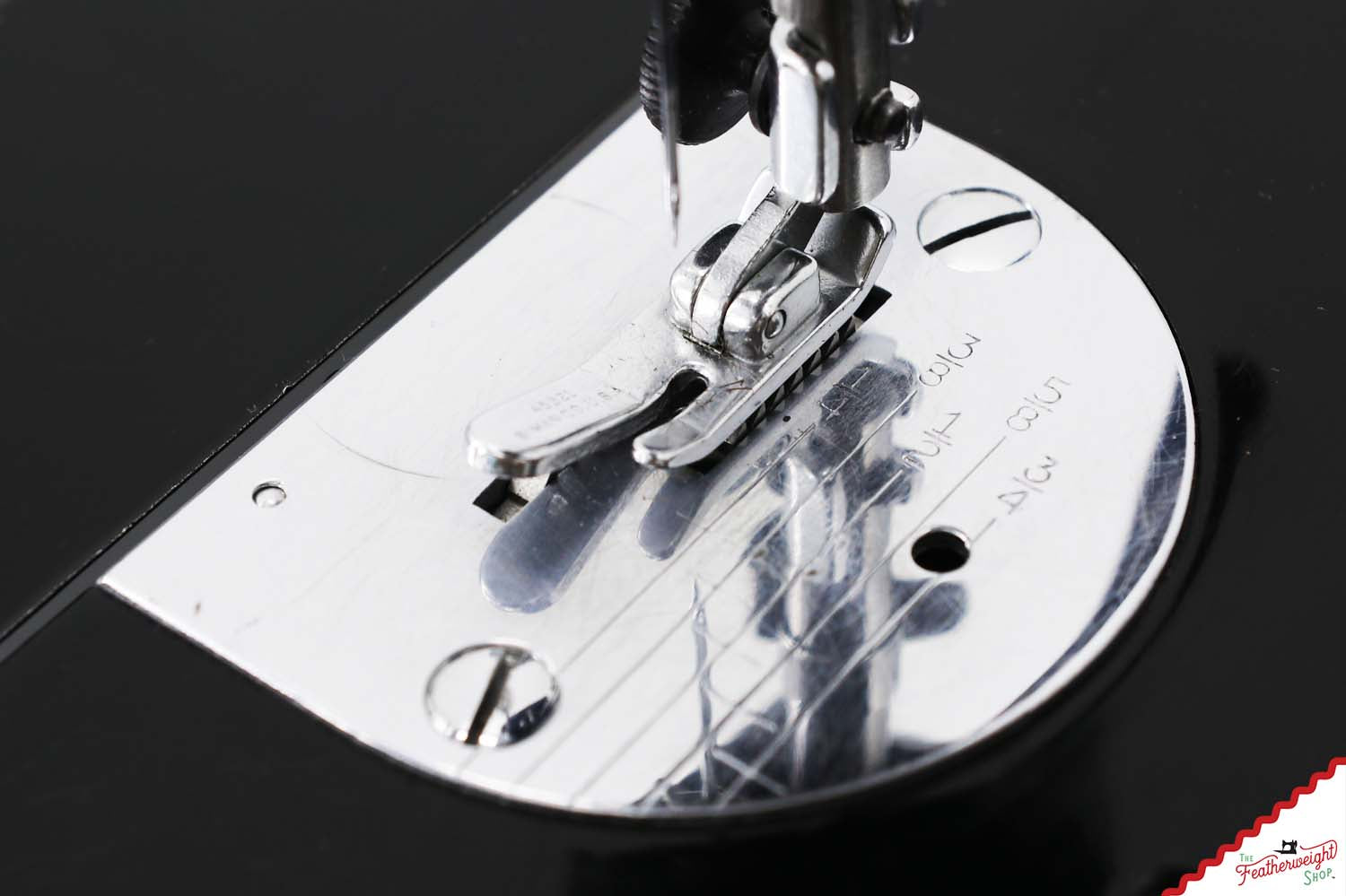 Singer Featherweight 221 Sewing Machine, AL401*** - 1953