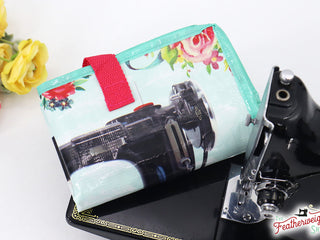 Load image into Gallery viewer, Bag, Floral Featherweight Shopping Bag