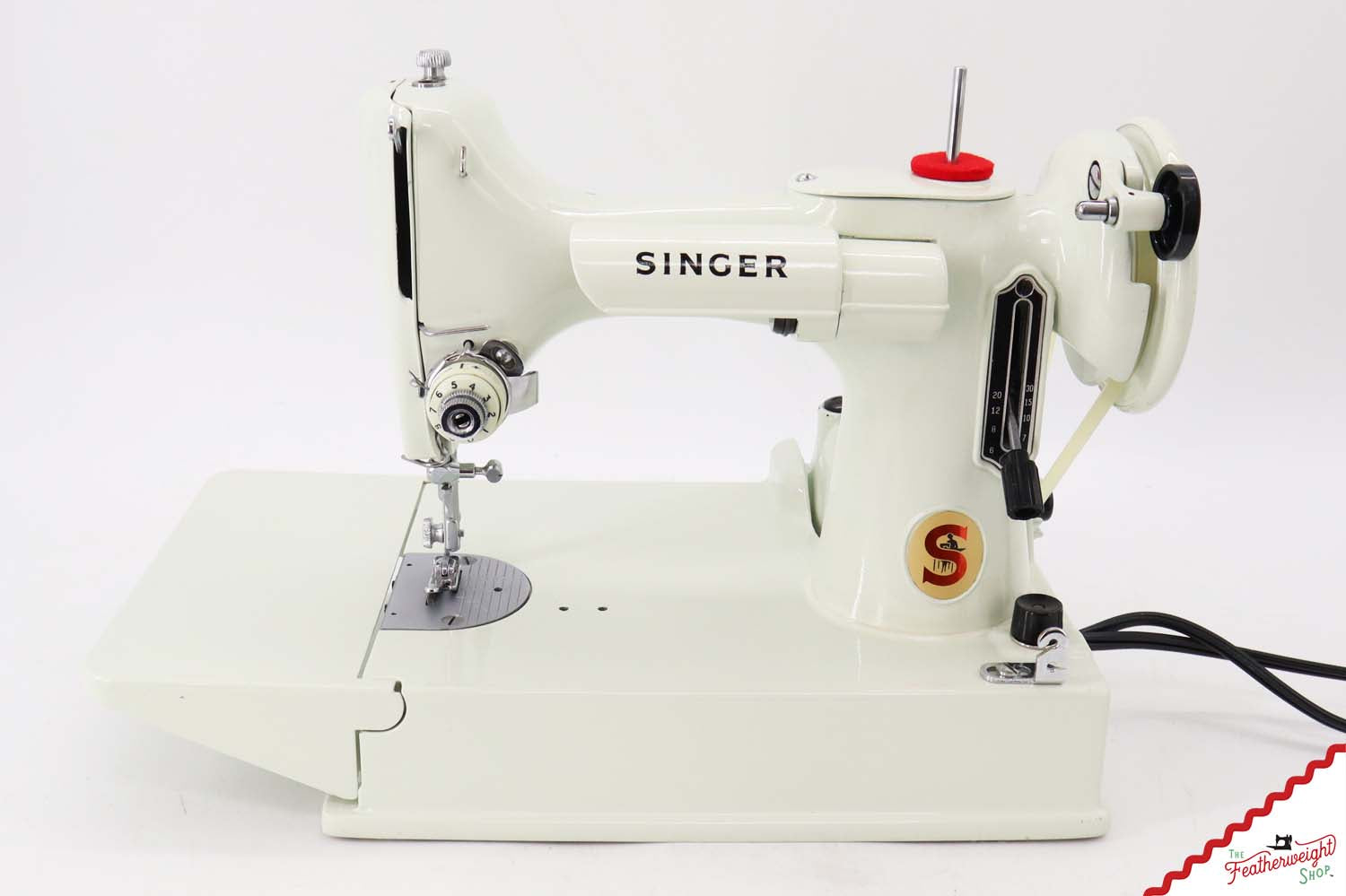 Singer Featherweight 221K Sewing Machine, WHITE - EY991***