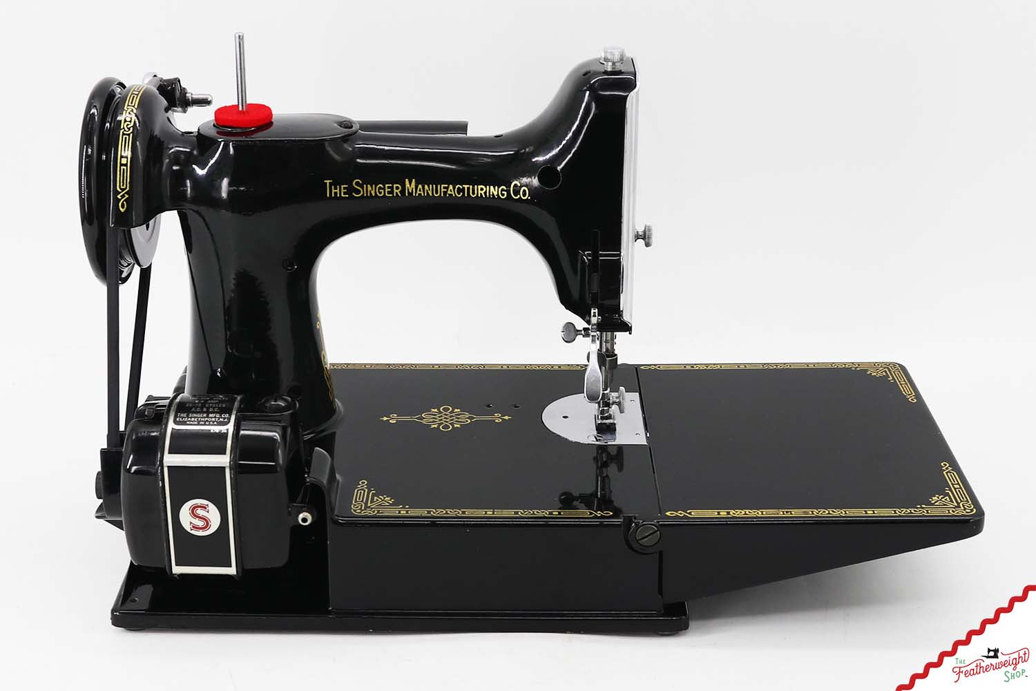 Singer Featherweight 221 Sewing Machine, AJ387*** - Quilter's Special!