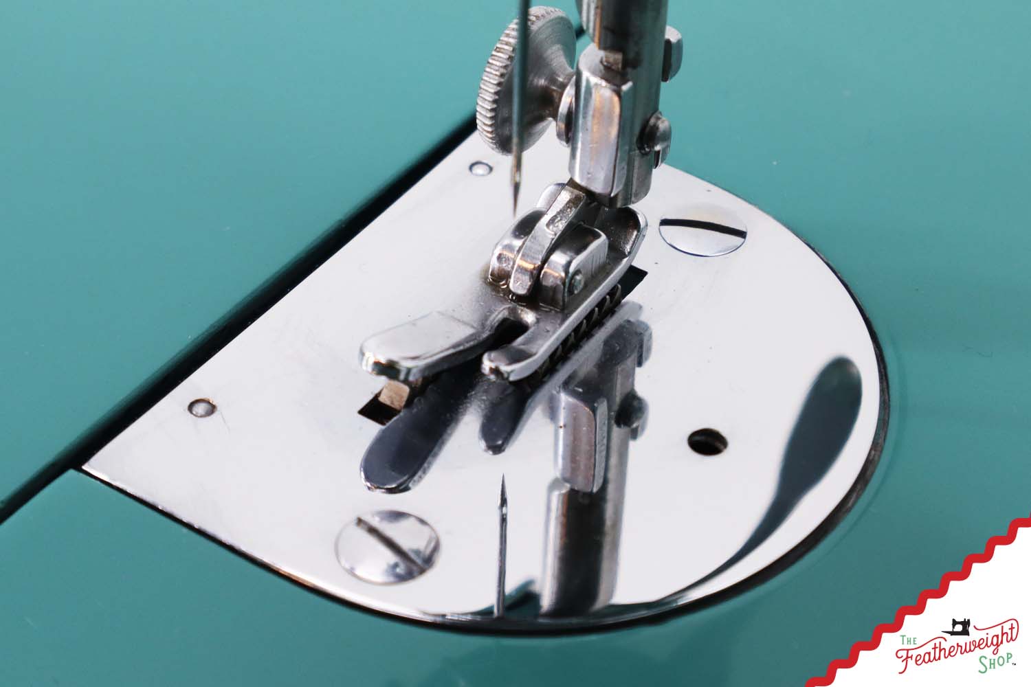 Singer Featherweight 221K, Centennial - EG9647**, Rare Great Britain Decal - Fully Restored in Lagoon