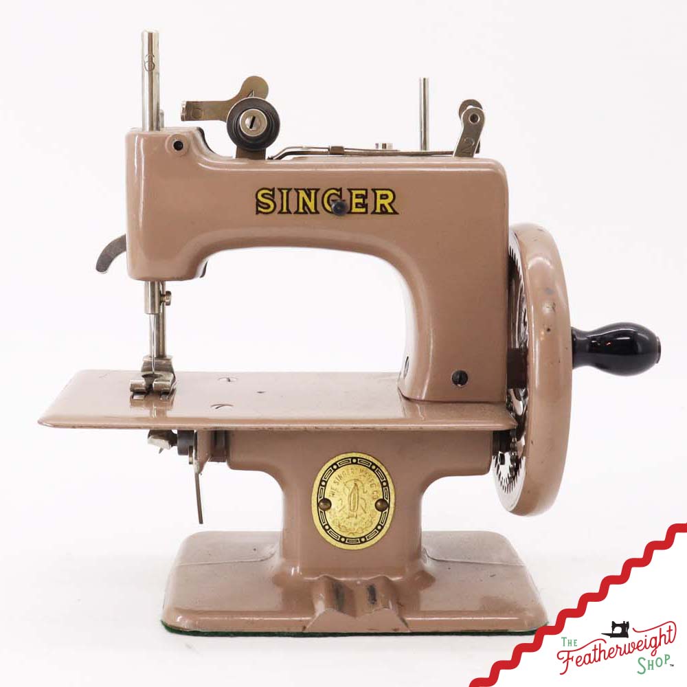 Singer Sewhandy Model 20, Safari Brown - March 2026 Faire