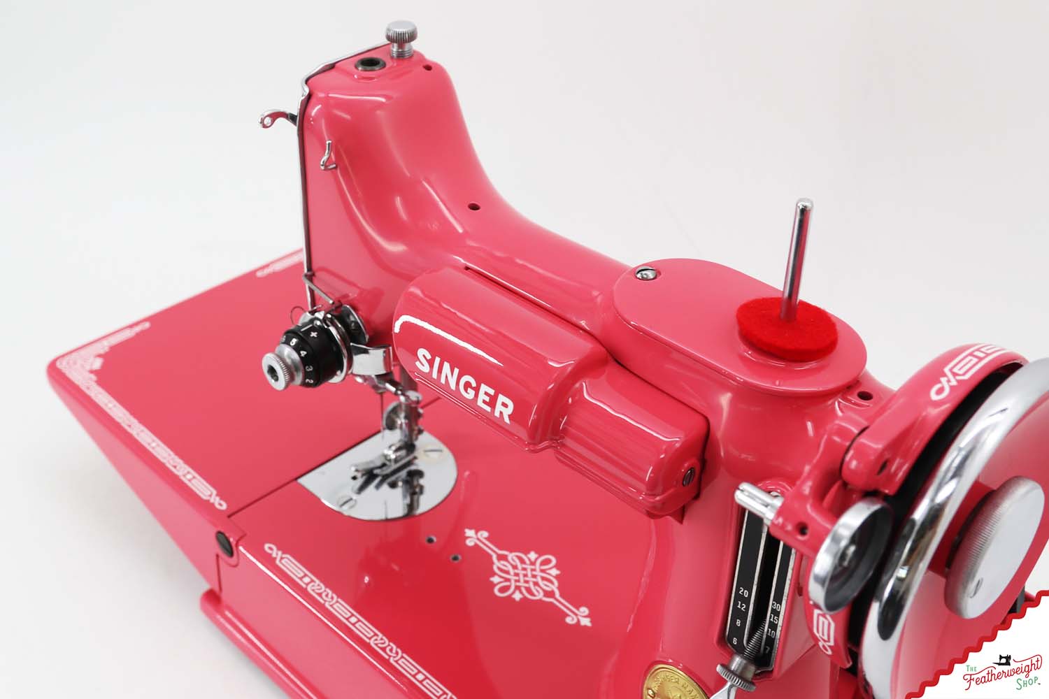 Singer Featherweight 221 AF595*** - Fully Restored in Happy Pink Grapefruit