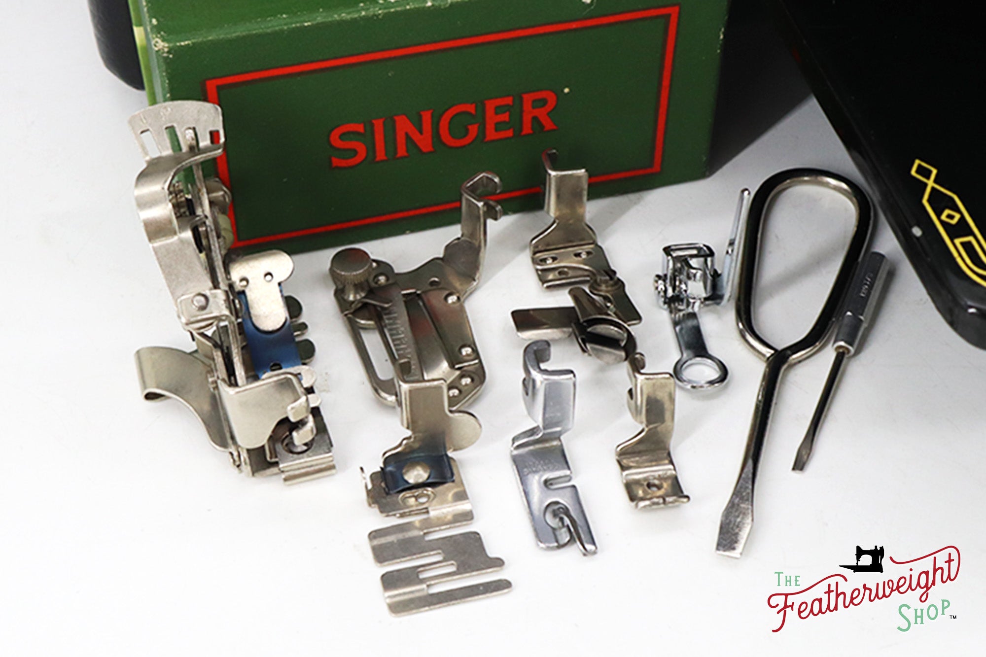 Singer Featherweight 222K Sewing Machine - EM9595**, 1957