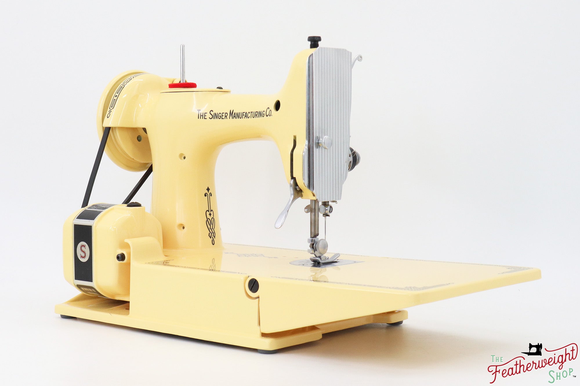 Singer Featherweight 221, AL562*** - Fully Restored in Happy Yellow