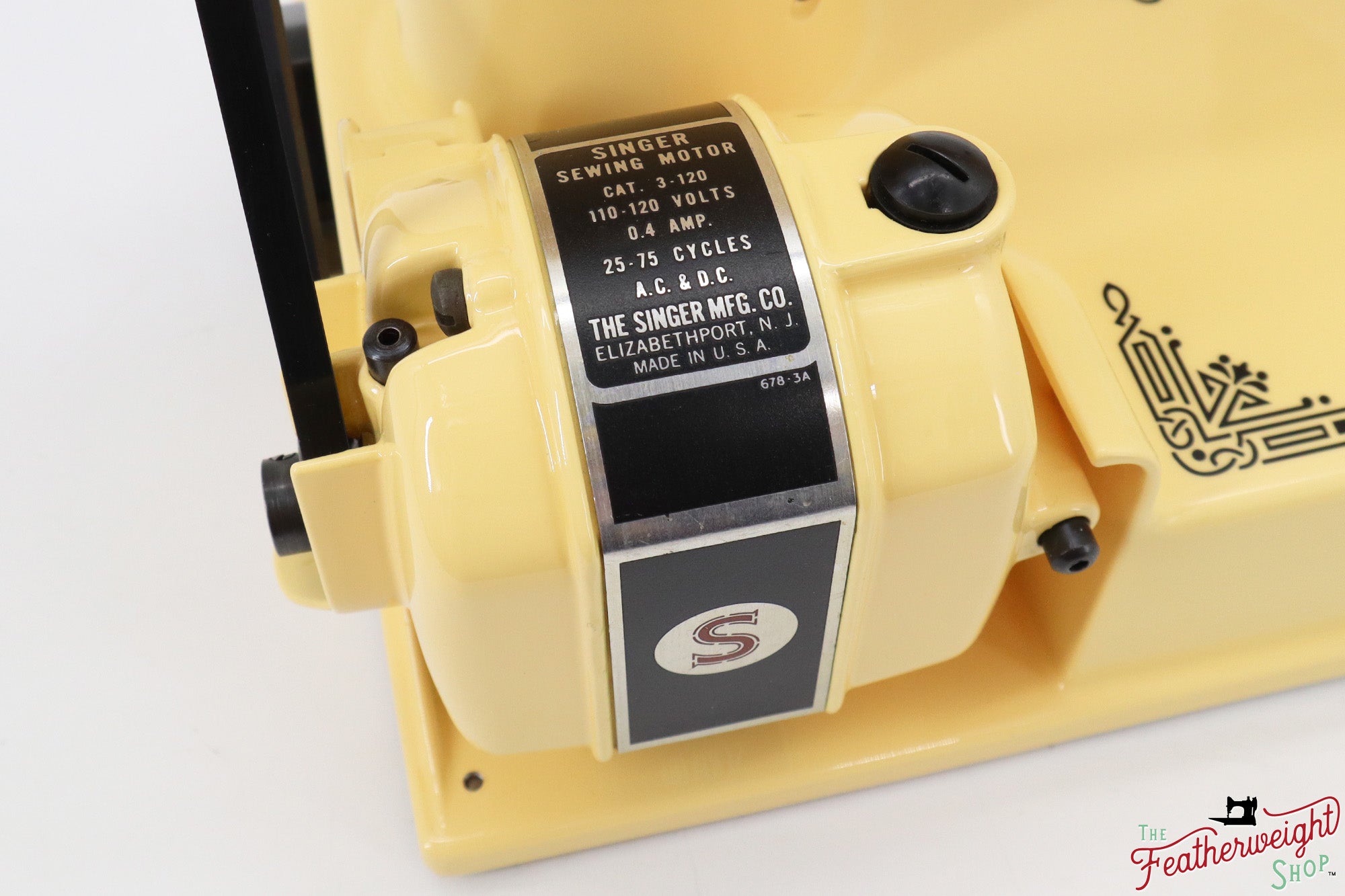 Singer Featherweight 221, AL562*** - Fully Restored in Happy Yellow