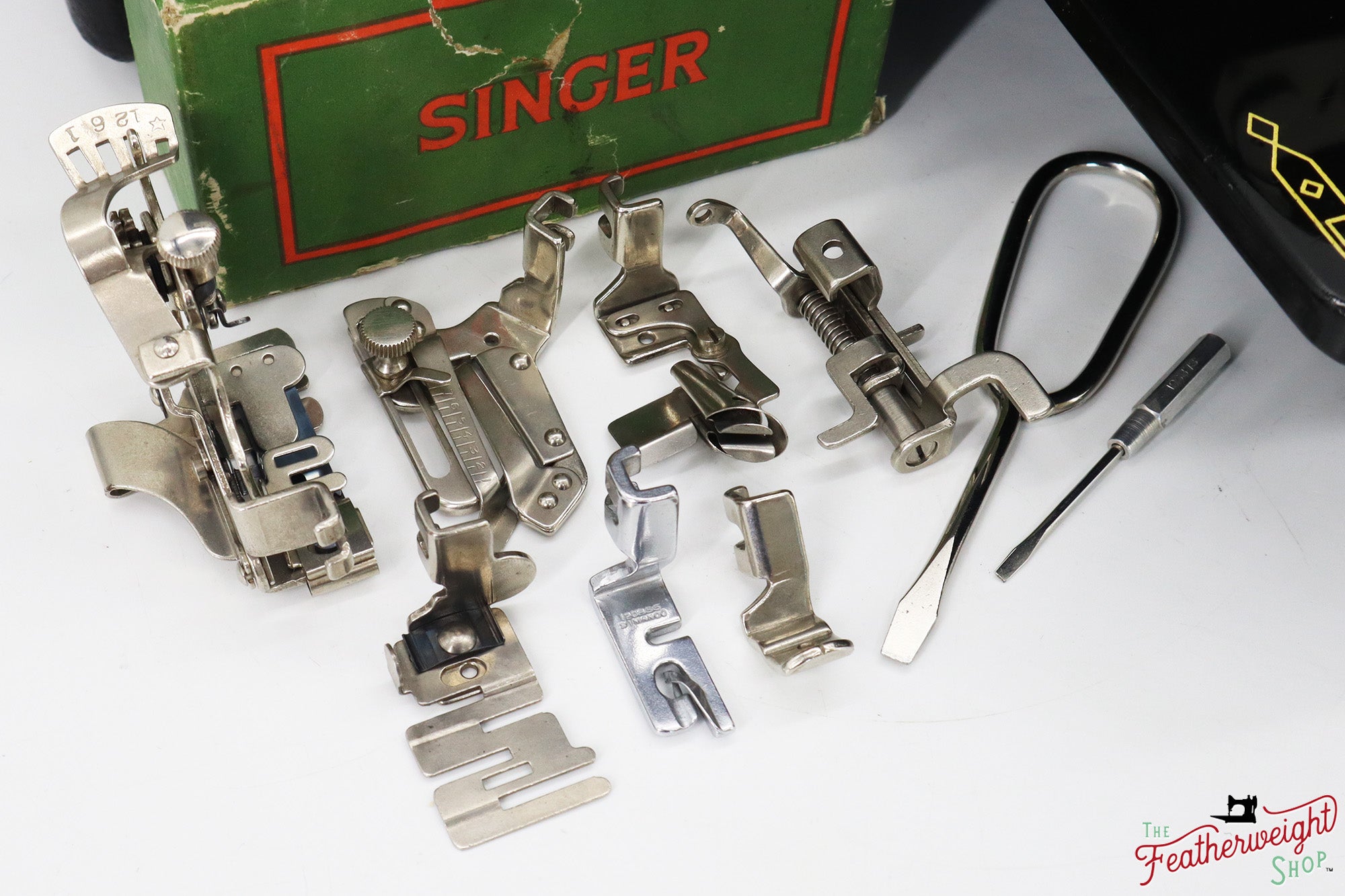 Singer Featherweight 222K Sewing Machine - EK3267**, 1955