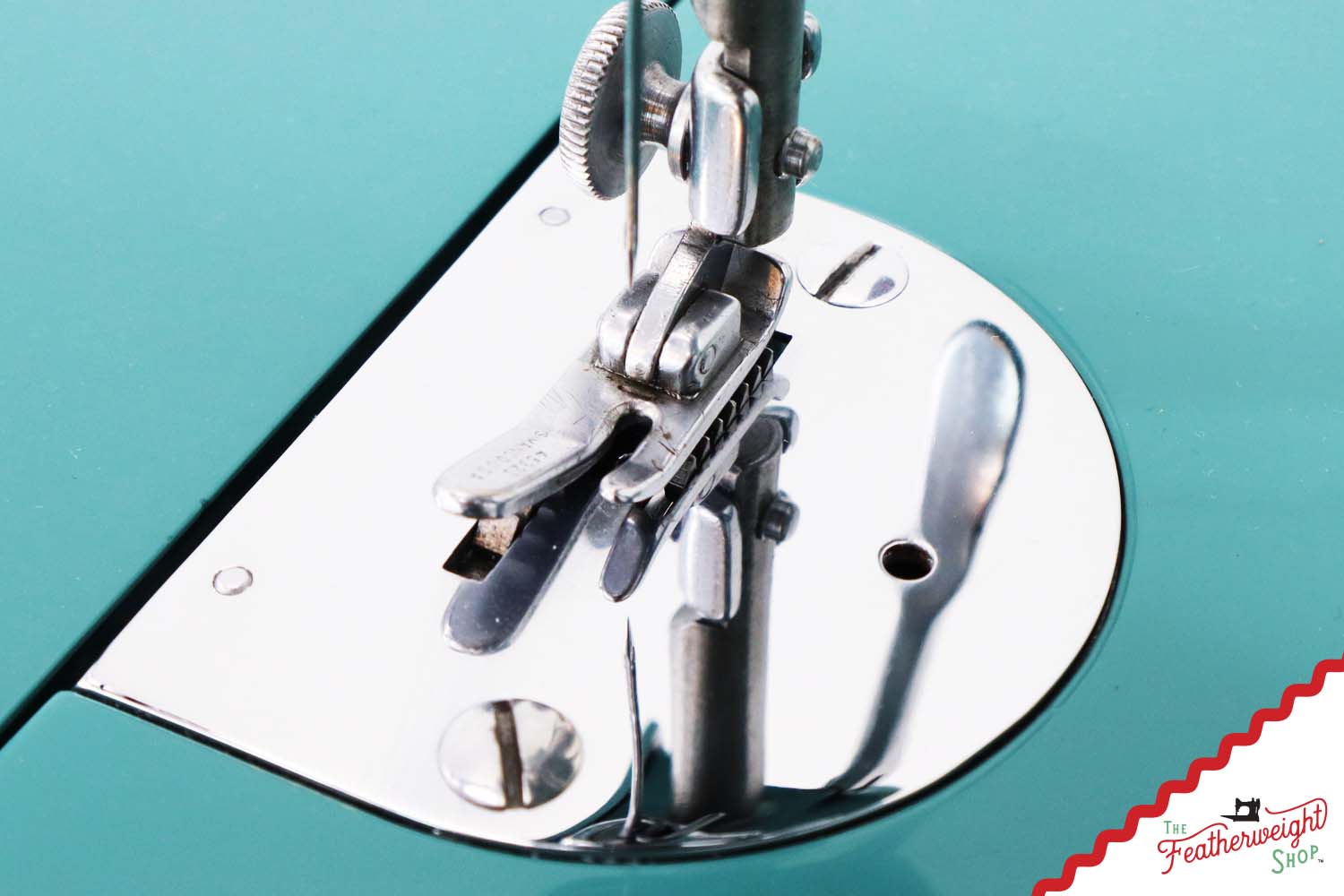 Singer Featherweight 221, AE079*** - Fully Restored in Lagoon