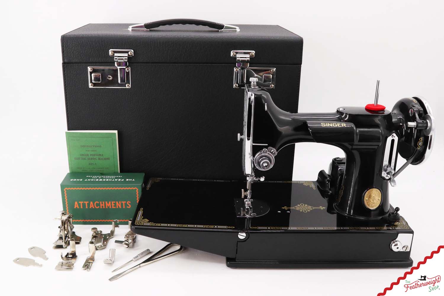 Singer Featherweight 221, "First-Run" 1933 AD551*** - Fully Restored in Gloss Black