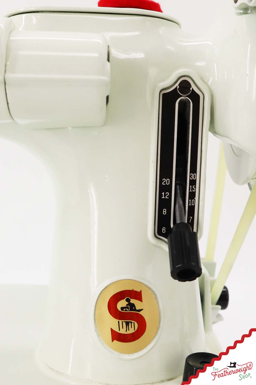 Singer Featherweight 221K Sewing Machine, WHITE - EY993***
