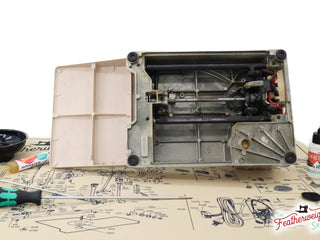 Load image into Gallery viewer, Servicing Mat, Tan Featherweight Schematic for 221J / 221K5