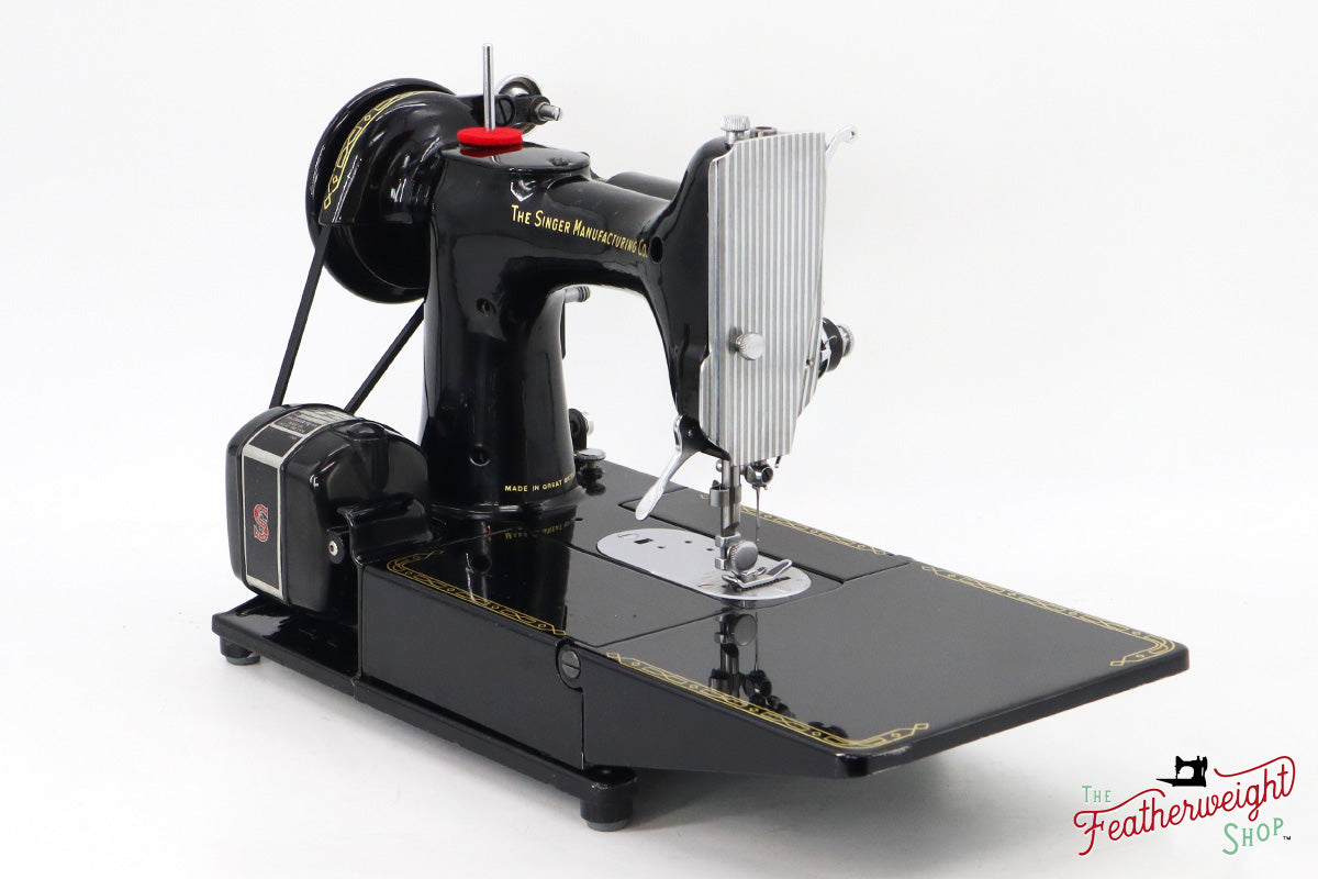 Singer Featherweight 222K Sewing Machine - EJ9102**, 1954