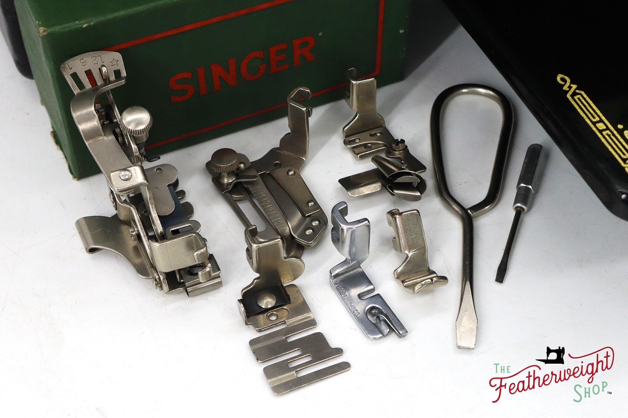 Singer Featherweight 221K, EG0776**, RARE Great Britain Decal