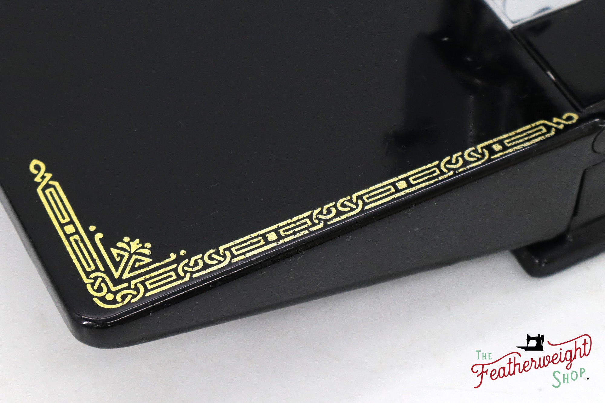 Singer Featherweight 221K, EG0776**, RARE Great Britain Decal