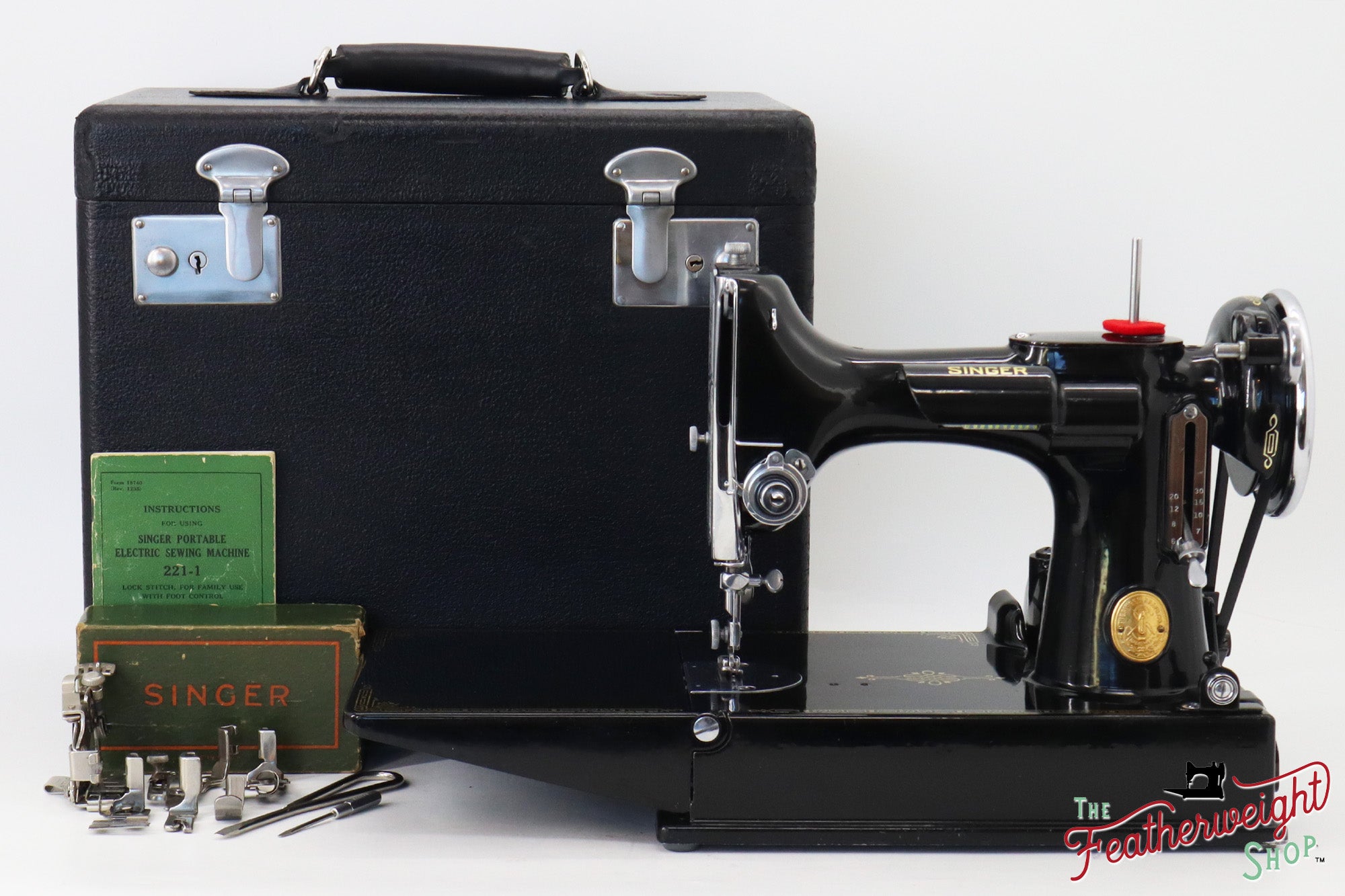 Singer Featherweight 221 Sewing Machine, AE540*** - 1937