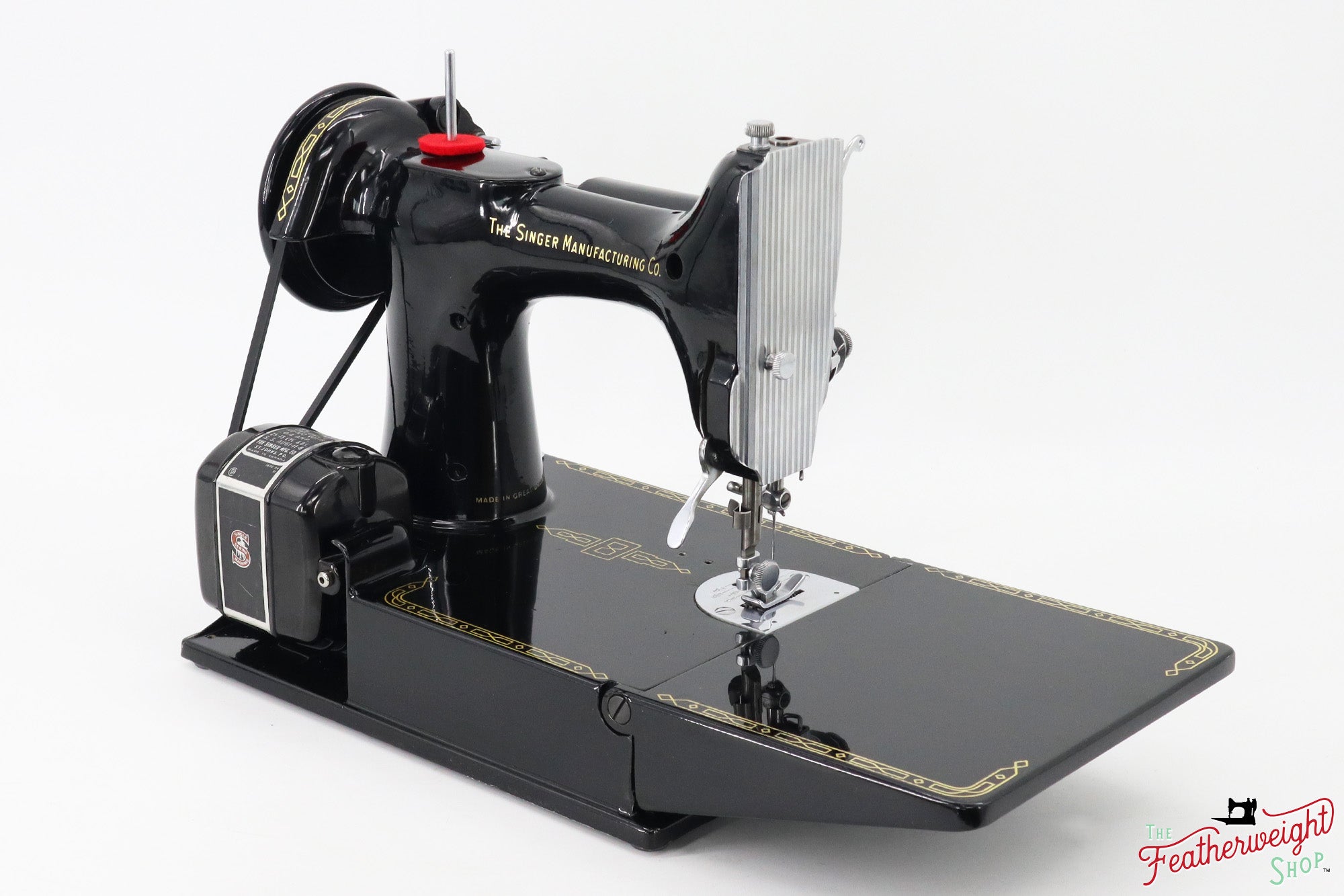 Singer Featherweight 221K Sewing Machine, RED "S" - ES1714**