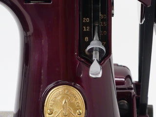 Load image into Gallery viewer, Singer Featherweight 221, AF870*** - Fully Restored in Star Garnet