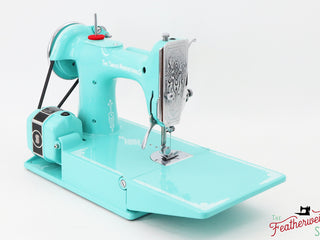 Load image into Gallery viewer, Singer Featherweight 221, AD7871** - Fully Restored in Tiffany Blue