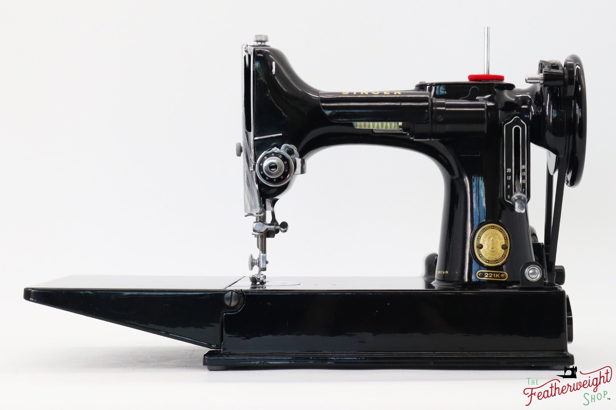 Singer Featherweight 221K Sewing Machine, 1957 - EM0172**