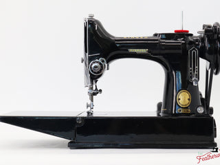 Load image into Gallery viewer, Singer Featherweight 221K Sewing Machine, 1957 - EM0172**
