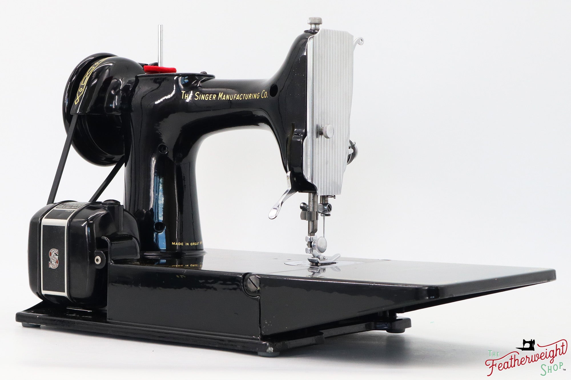 Singer Featherweight 221K Sewing Machine, 1957 - EM0172**