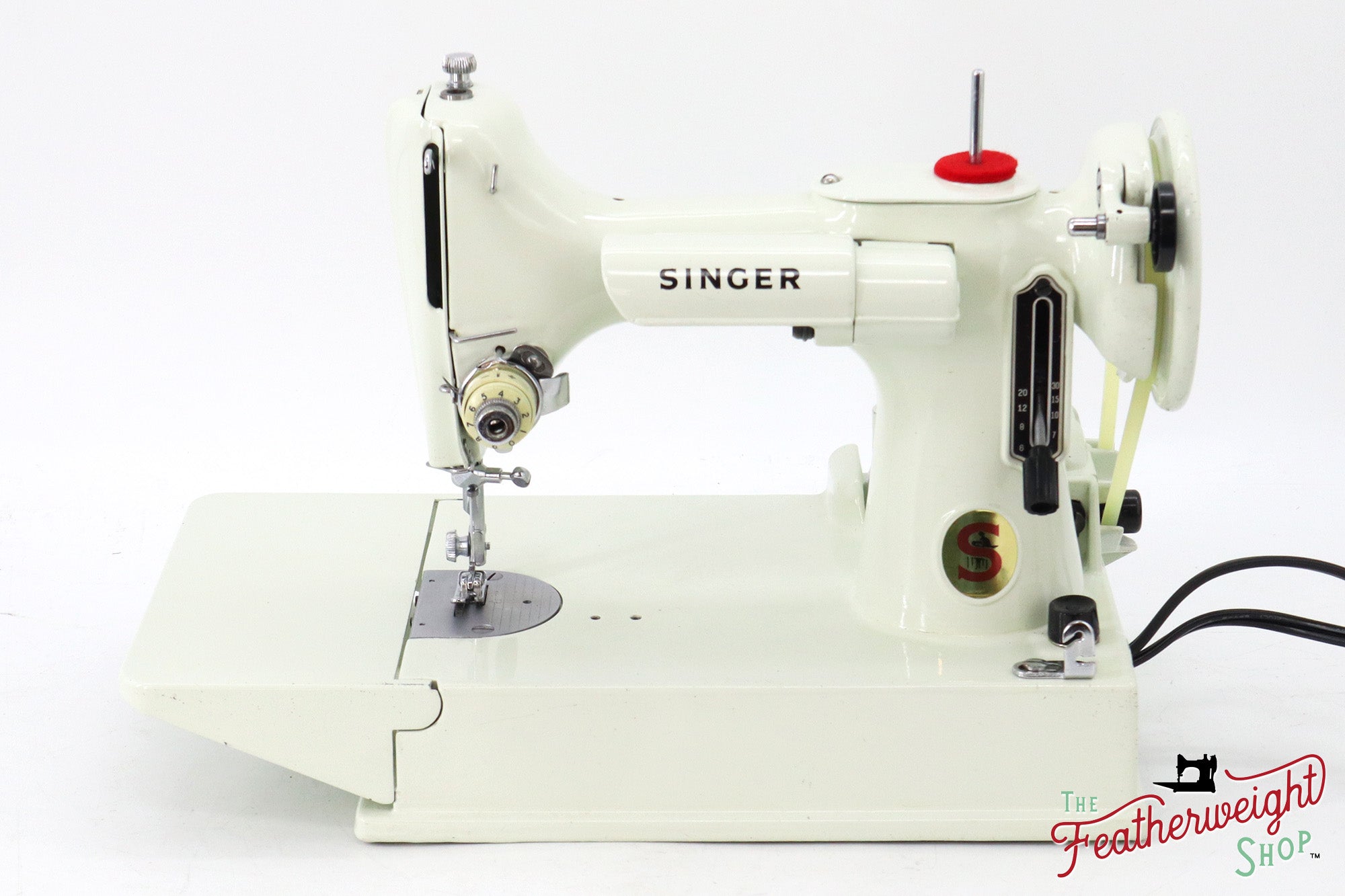 Singer Featherweight 221 Sewing Machine, WHITE - EV987***