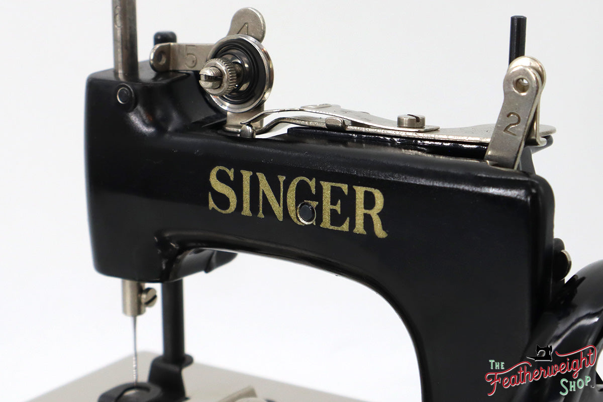 Singer Sewhandy Model 20-10 - Black, September 2024, Faire