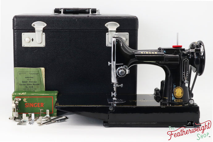 Singer Featherweight 221K Sewing Machine, 1955 - EK207***