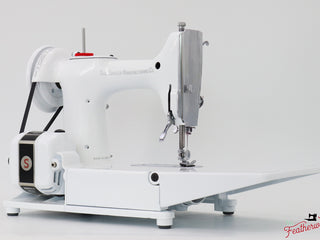 Load image into Gallery viewer, Singer Featherweight 222K - EJ915*** - Fully Restored in White