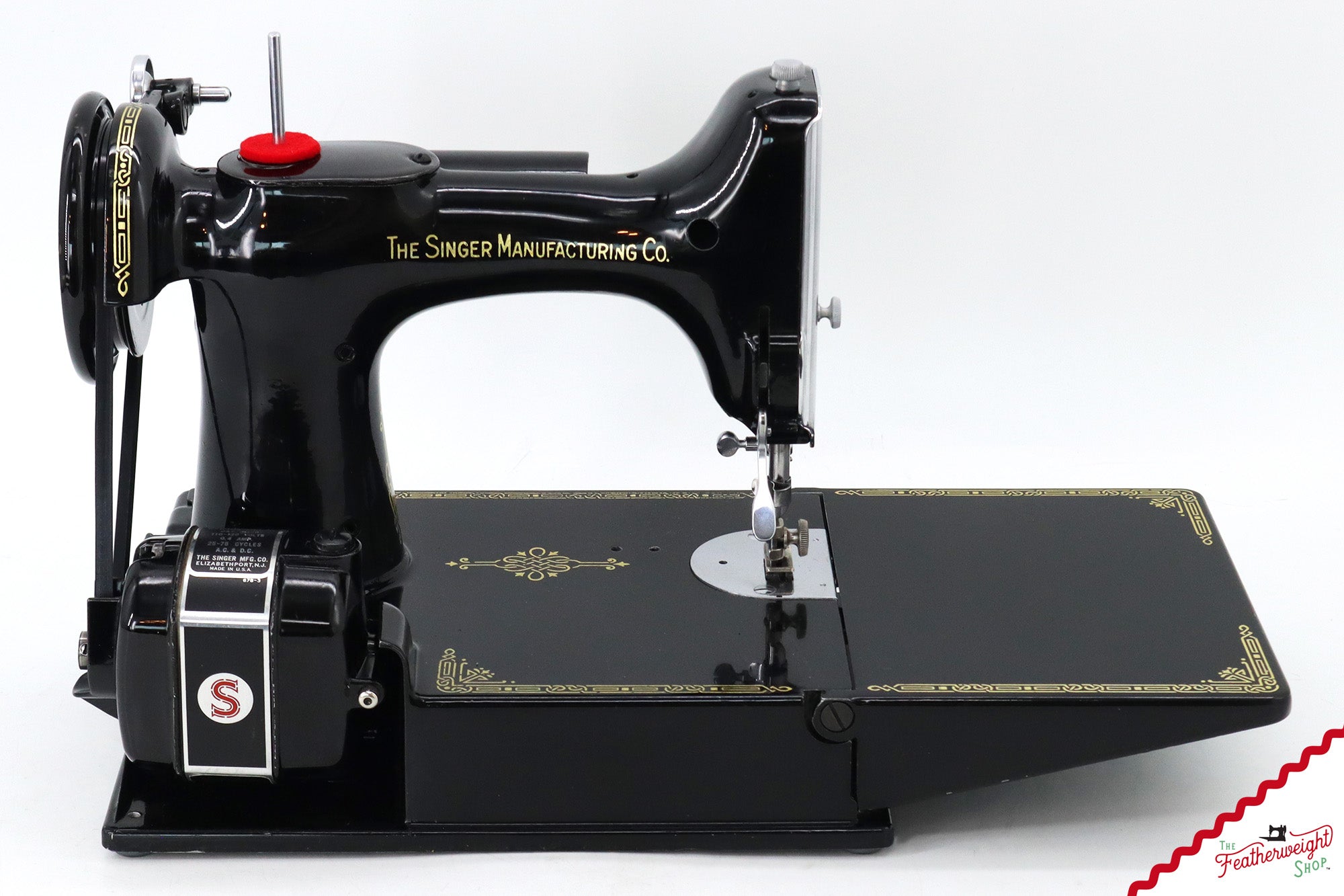 Singer Featherweight 221 Sewing Machine, AH982*** - 1948