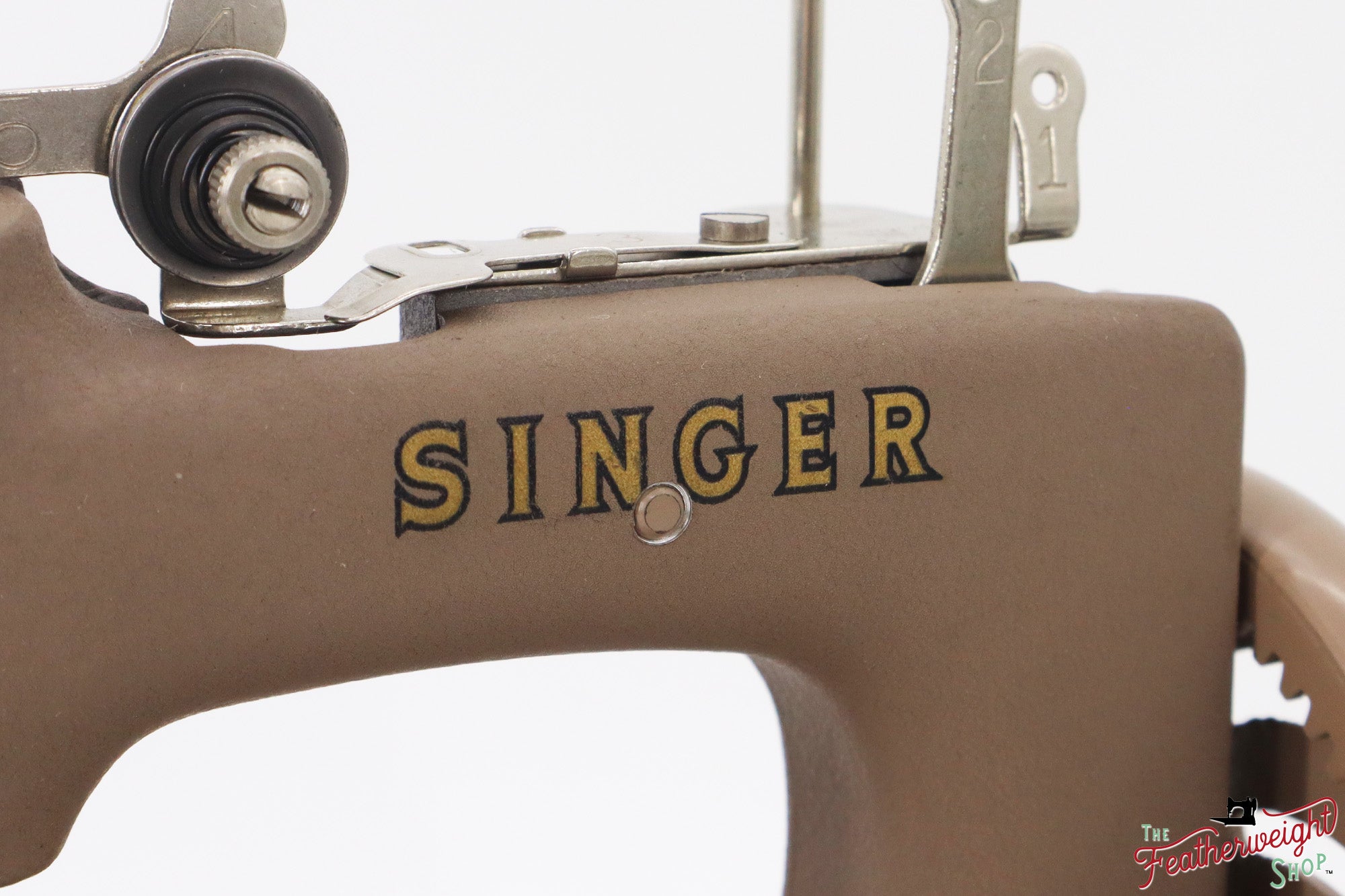 Singer Sewhandy Model 20 - Wrinkle / Warm Taupe, Complete Set!