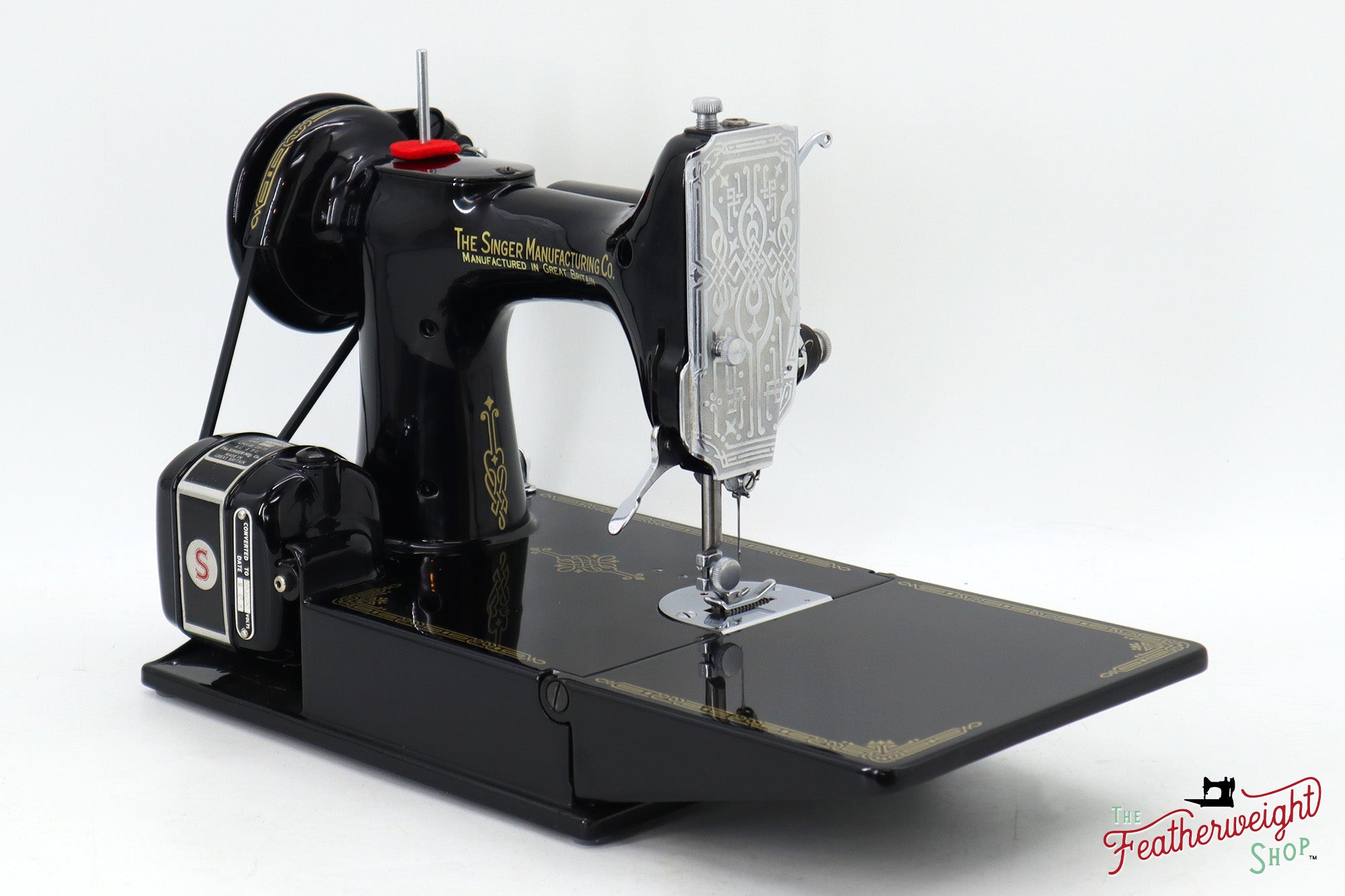 Singer Featherweight 221K Sewing Machine EG077***, RARE Great Britain Decal - Fully Restored in Gloss Black