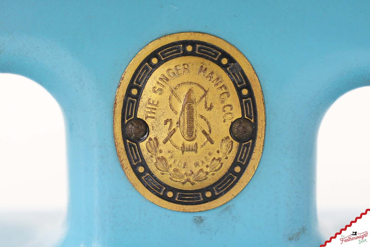 Singer Sewhandy Model 20 - Original Light Azure - RARE, October 2026