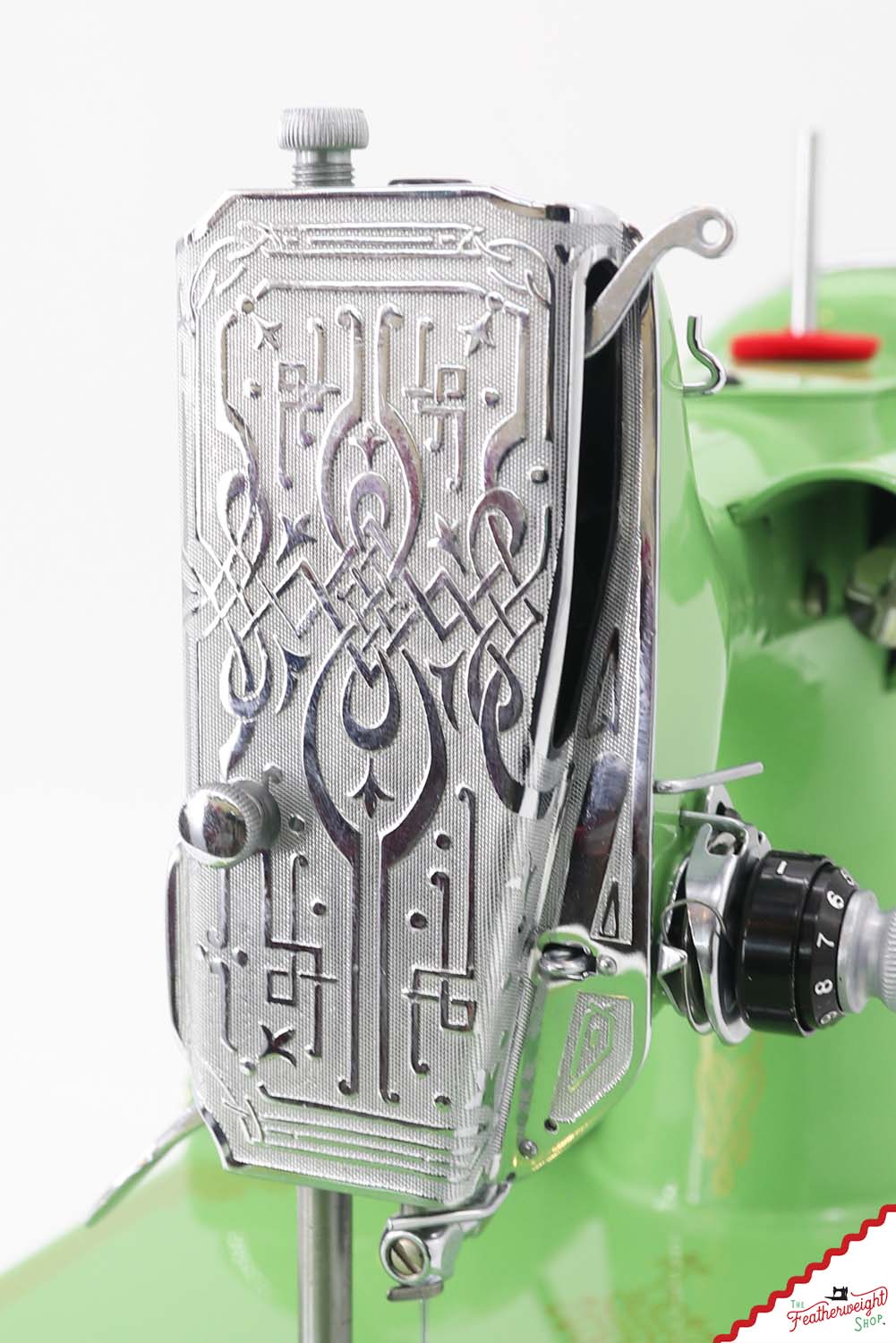 Singer Featherweight 221 AG693*** - Fully Restored in Tarragon