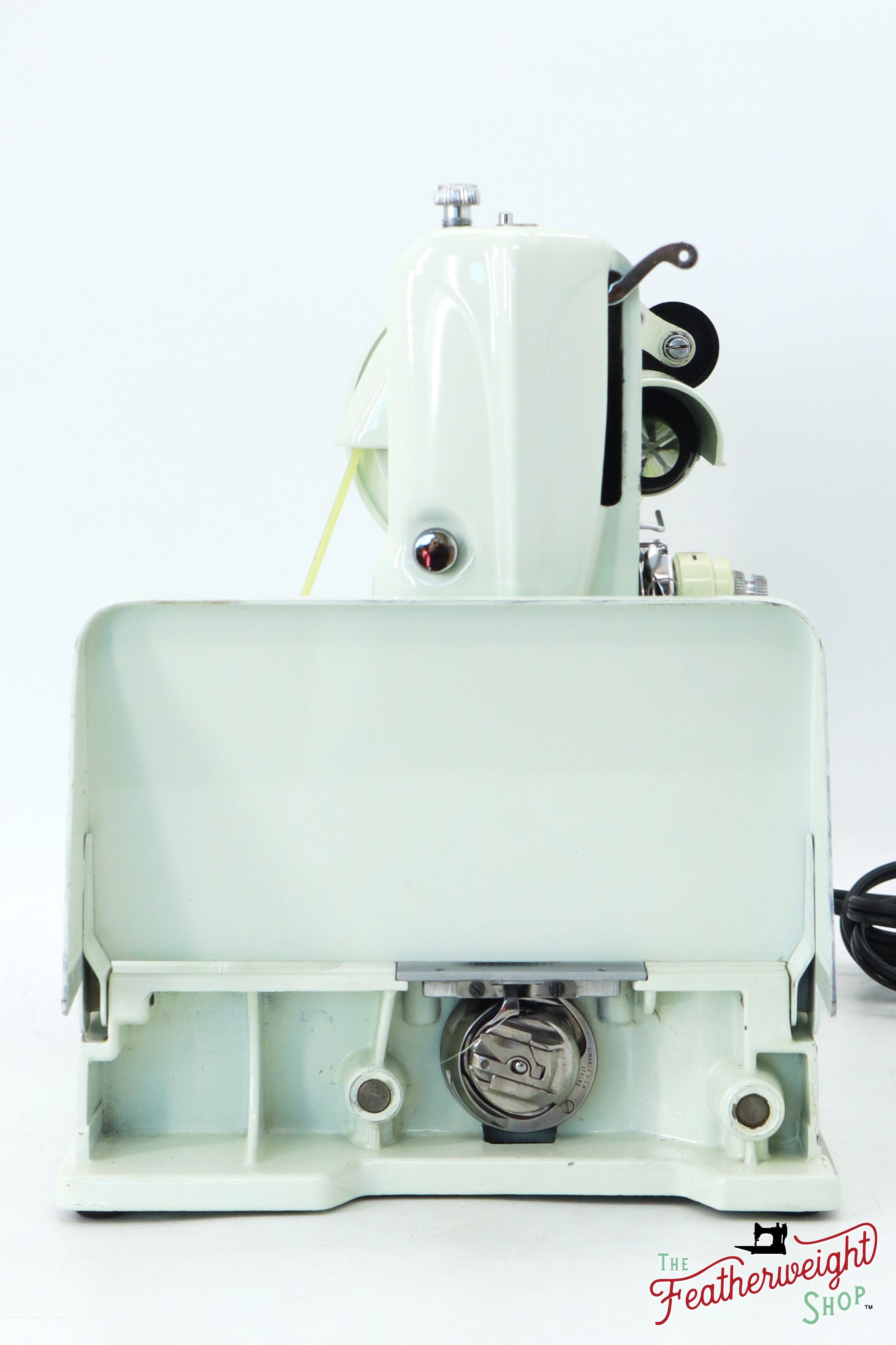 Singer Featherweight 221K Sewing Machine, WHITE EV9626** - RARE Case!