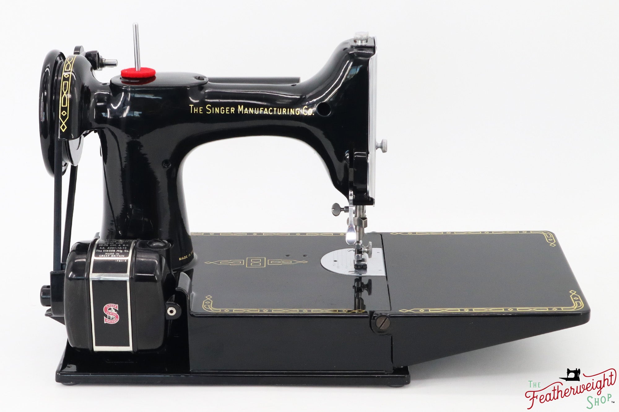 Singer Featherweight 221K Sewing Machine, 1957 - EM020***