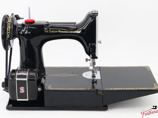 Load image into Gallery viewer, Singer Featherweight 221K Sewing Machine, 1957 - EM020***