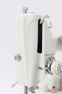 Singer Featherweight 221K Sewing Machine, WHITE FA203*** - RARE Case!