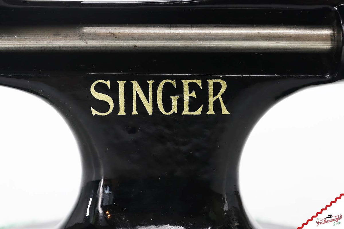 Singer Sewhandy Model 20 - Black, Complete Case Set! October 2026
