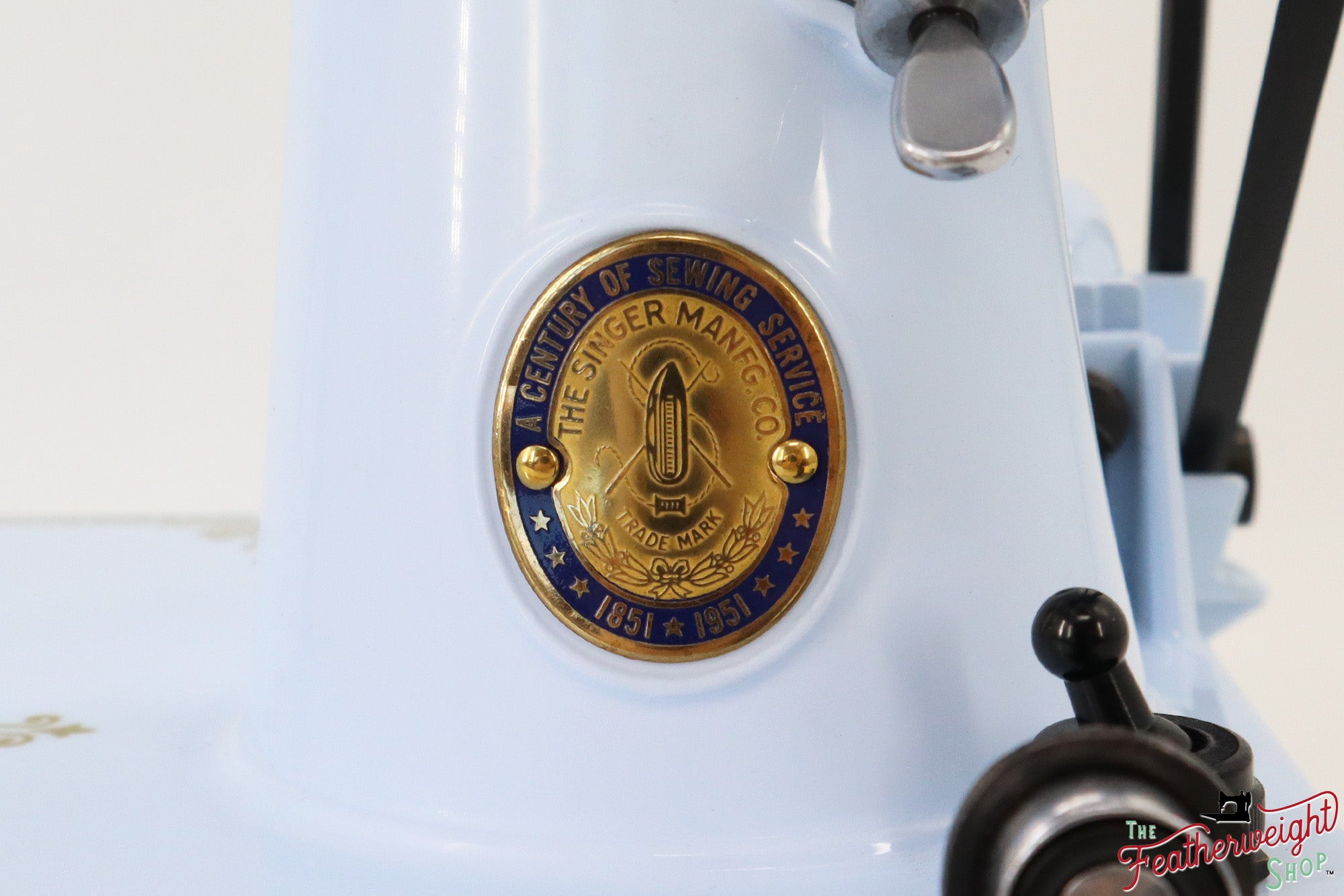 Singer Featherweight 221, Centennial - AJ365*** - Fully Restored in Cinderella Blue