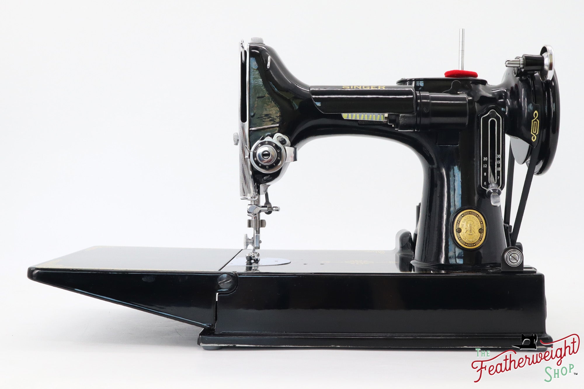 Singer Featherweight 221K Sewing Machine, 1951 - EG965***