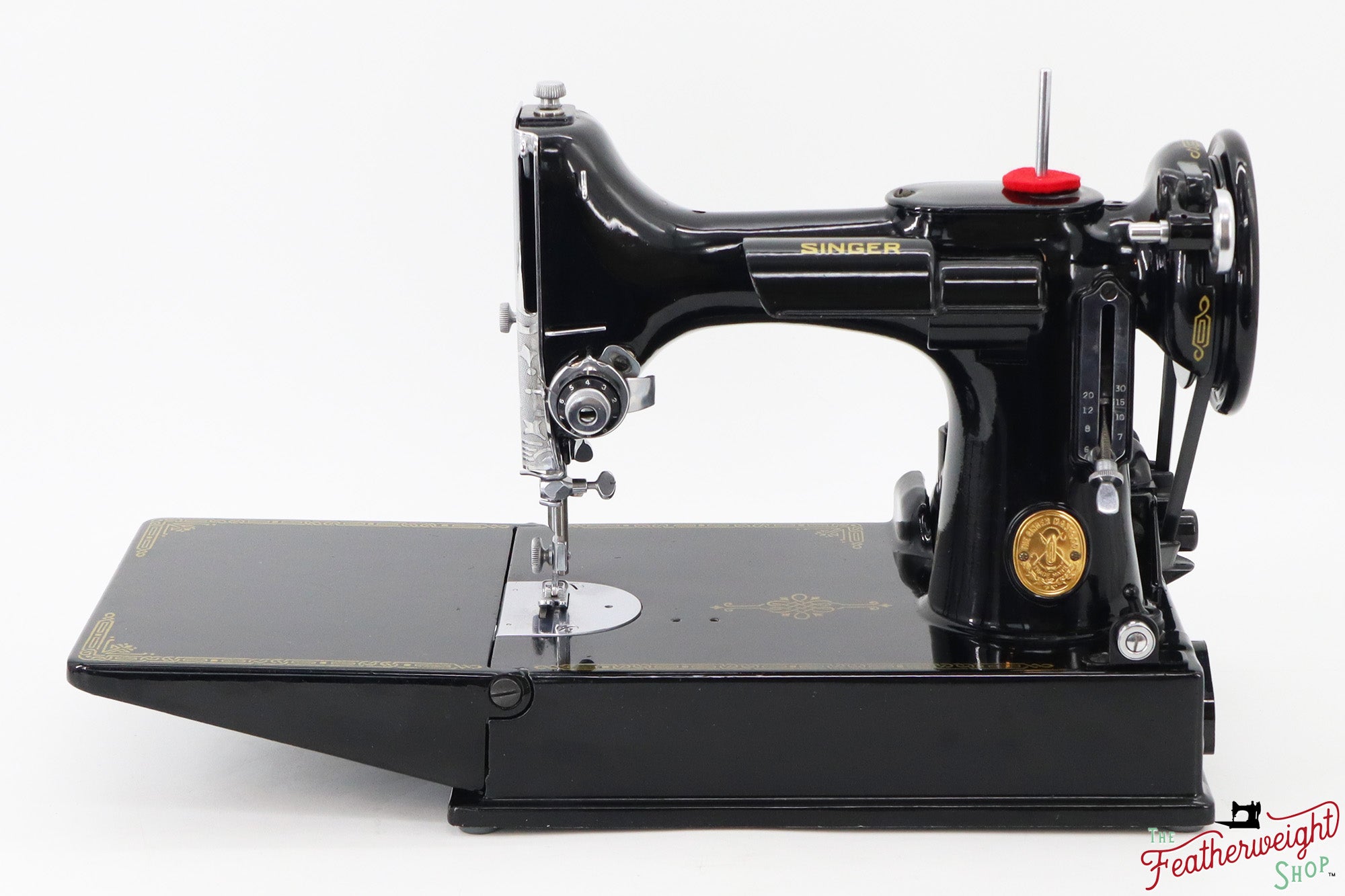 Singer Featherweight 221K Sewing Machine, 1950 - EF692***