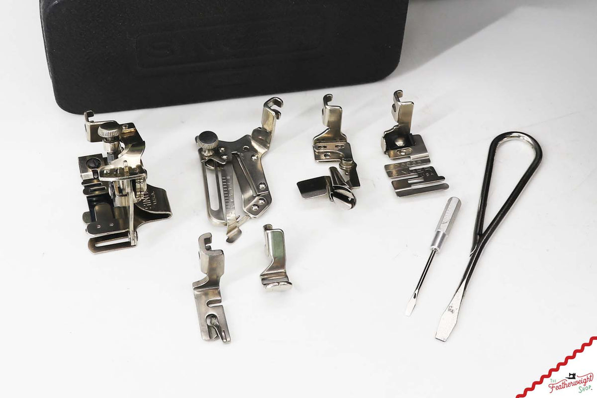 Singer Featherweight 221K, RARE 'M.R.' - EF706*** - Centennial