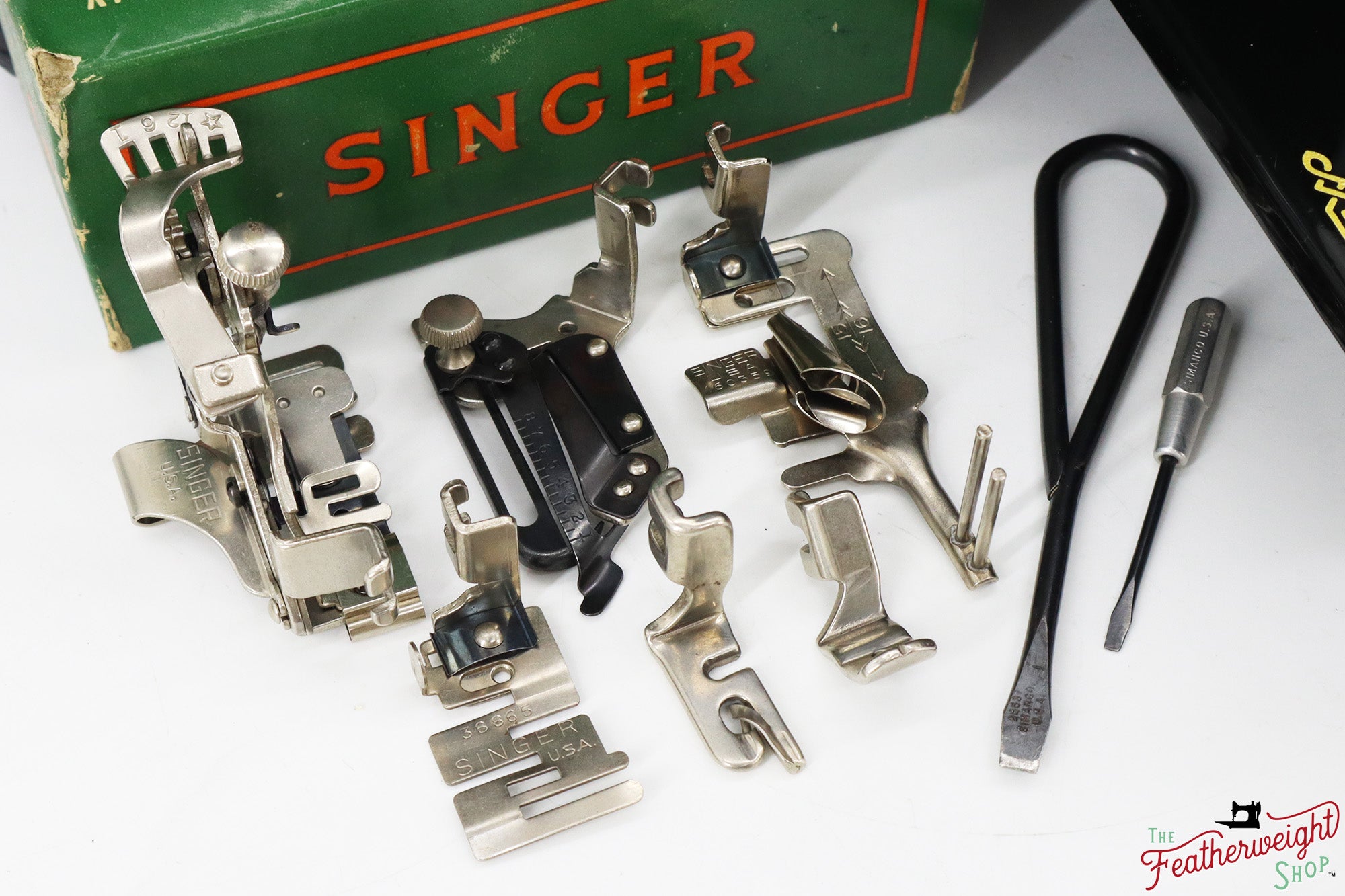 Singer Featherweight 221 Sewing Machine, AL564*** - 1953