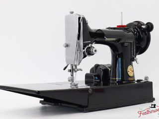 Load image into Gallery viewer, Singer Featherweight 221K Sewing Machine, RED &quot;S&quot; - ES2467**