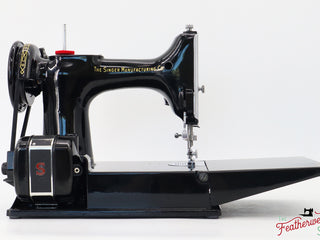 Load image into Gallery viewer, Singer Featherweight 221K Sewing Machine, RED &quot;S&quot; - ES2467**